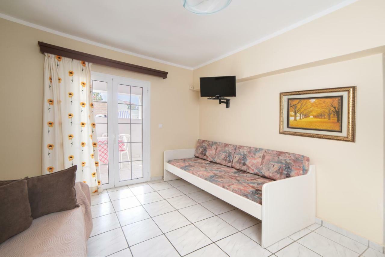 לגאנאס Georgina Inn מראה חיצוני תמונה